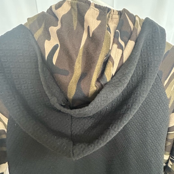 Love in Faith Camouflage Hoodie - Picture 6 of 6